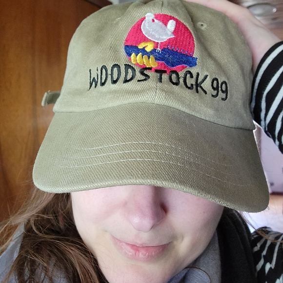 Woodstock Other - Vintage Woodstock 99 Hat